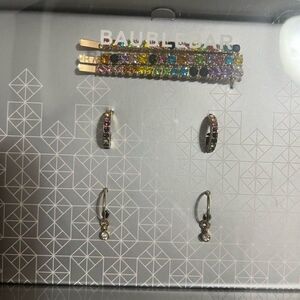 NWT BaubleBar x Bloomingdale’s Way Gift-ier Holiday Earring & Hair Set